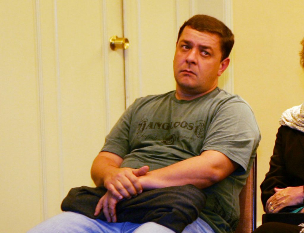 Flávio Bolsonaro aciona TCU por Suposto Elo de Fábio Luís com Fraudes no INSS