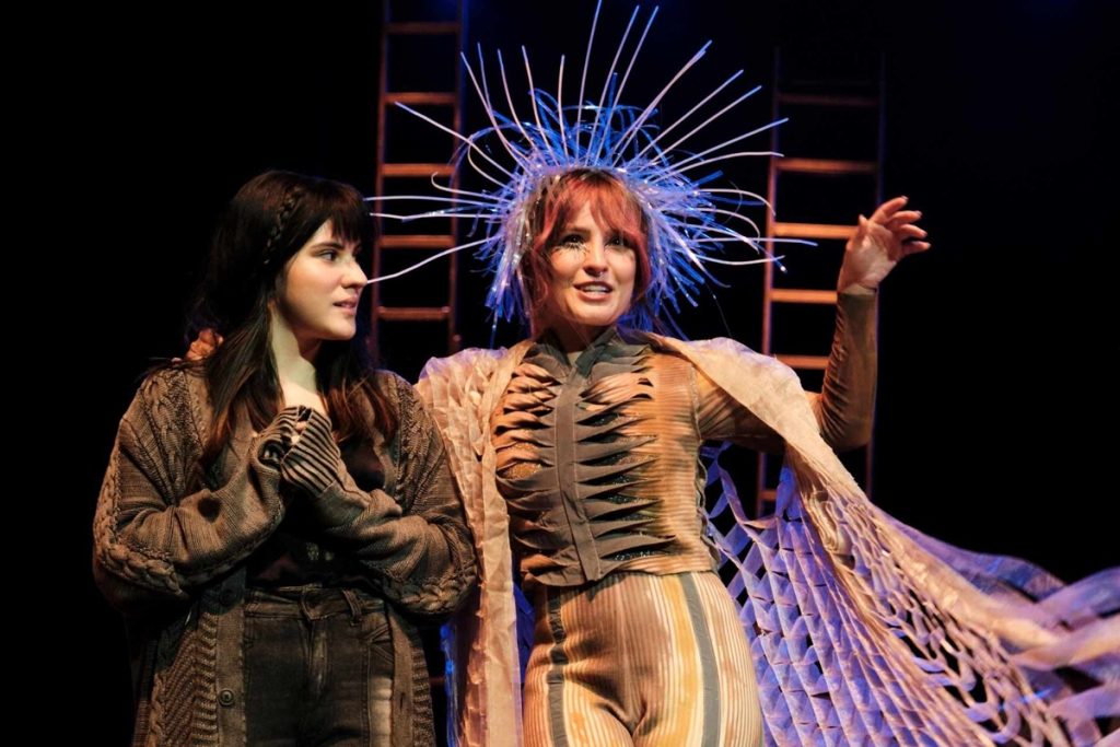 Larissa Manoela, marido e Giovanna Rispoli: elos reais em ‘Traição entre amigas’