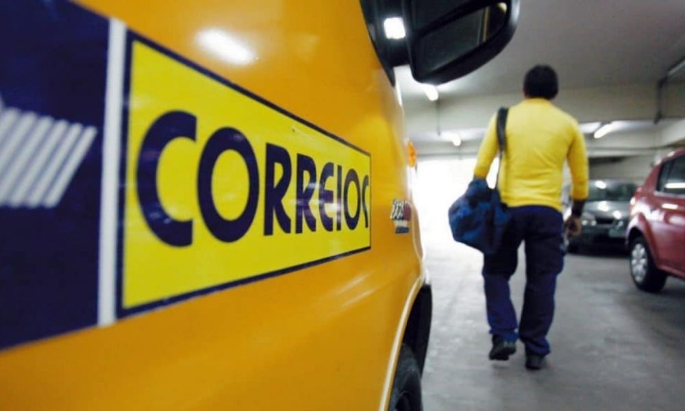 Paralisação dos Correios Começa em nove Estados em Meio a Debates Salariais Funcionários