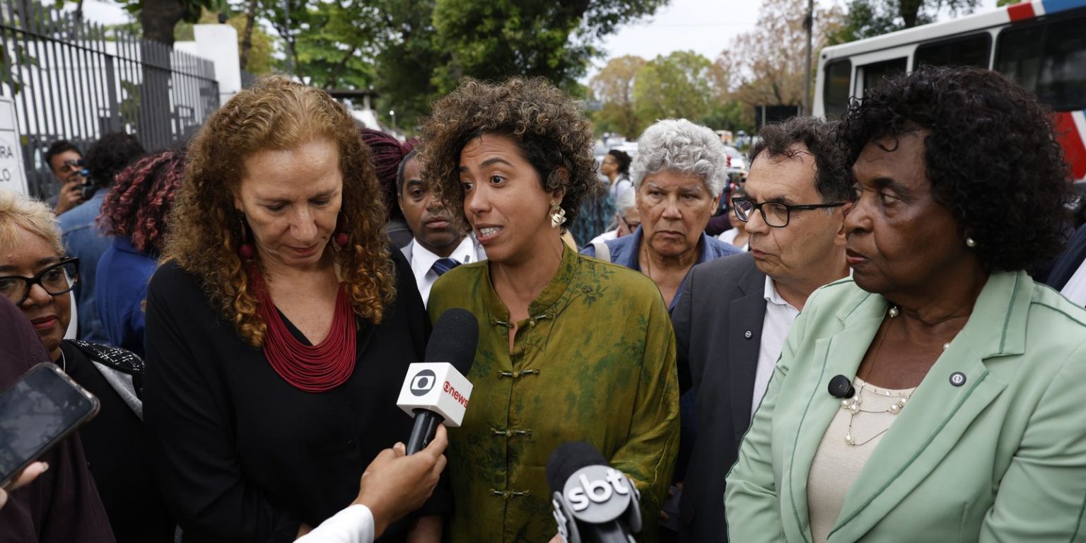 Motta reconsidera e mantém escolta de segurança para deputada Talíria Petrone