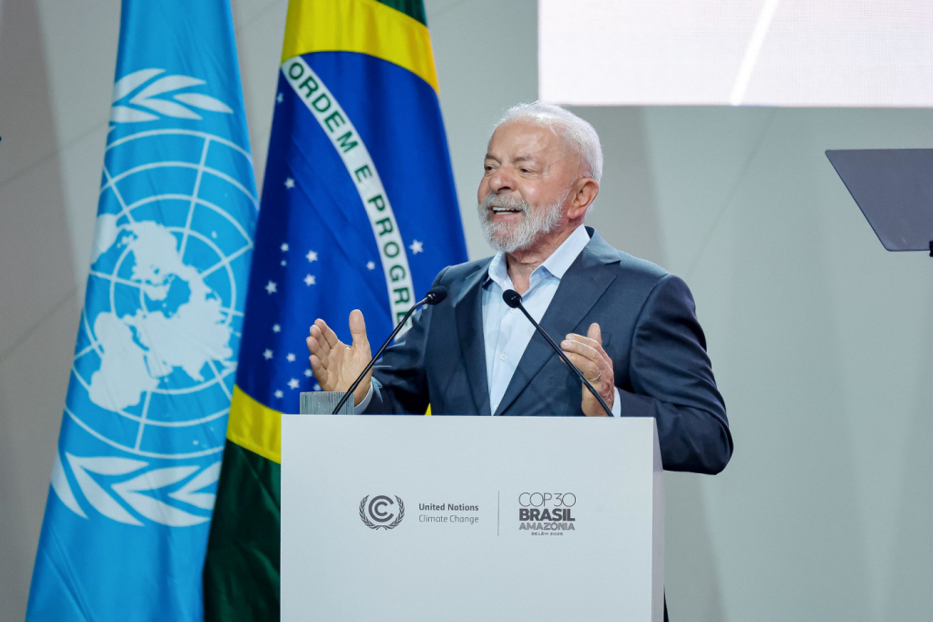 Lula: cúpula dos povos é essencial para o sucesso da COP30
