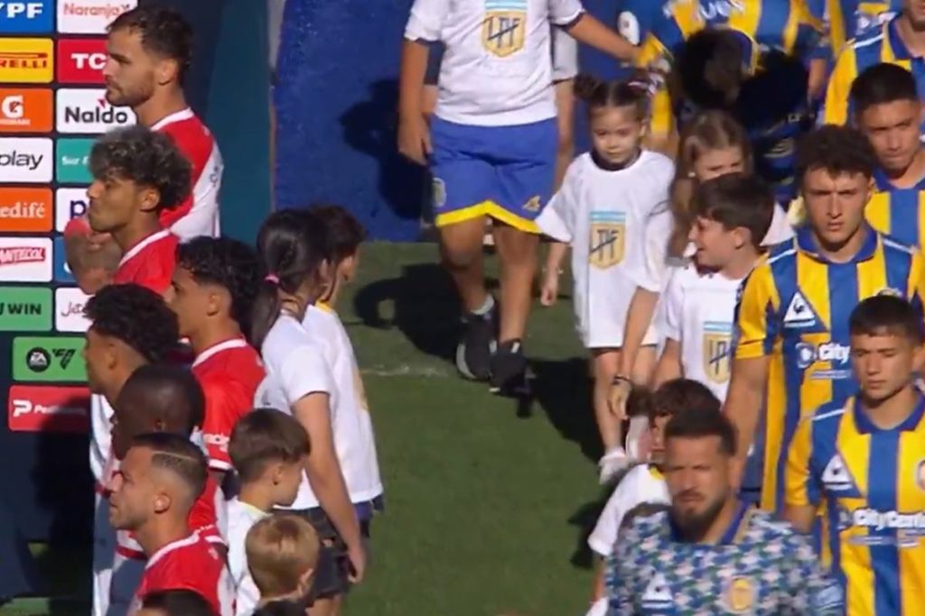 AFA puni Estudiantes por protesto contra título do Rosário Central
