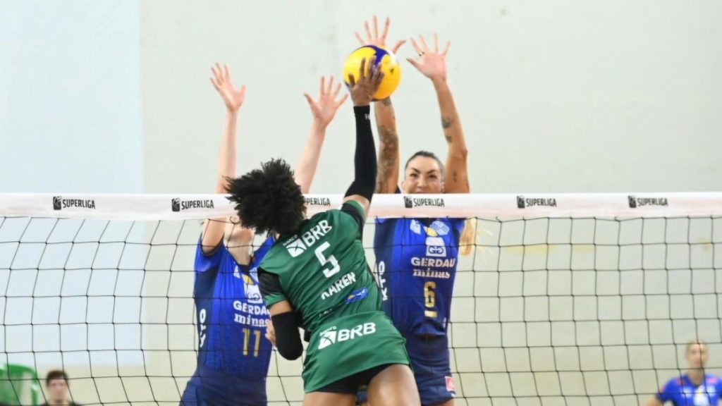 Brasília Vôlei abre vantagem, mas cede a vitória para o Minas