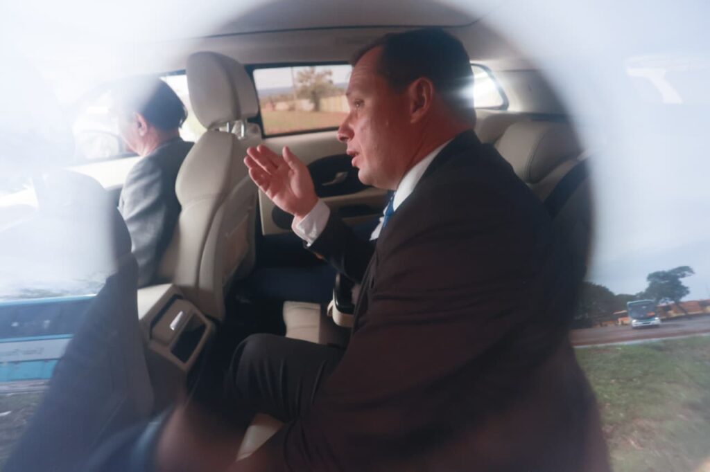 Defesa de cid solicita extinção da pena por trama golpista ao stf