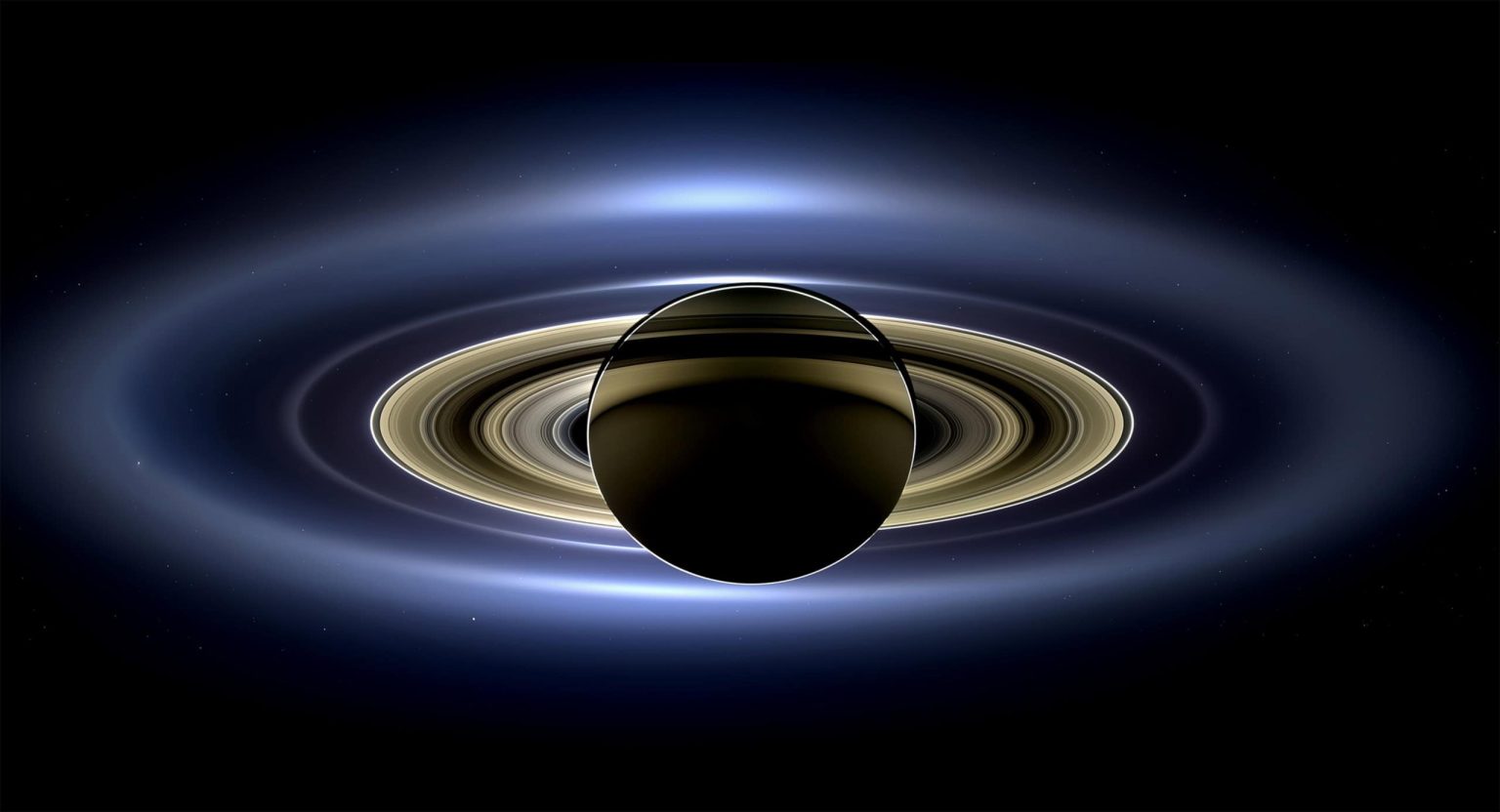 Saturno retoma movimento regular: entenda o fenômeno astronômico