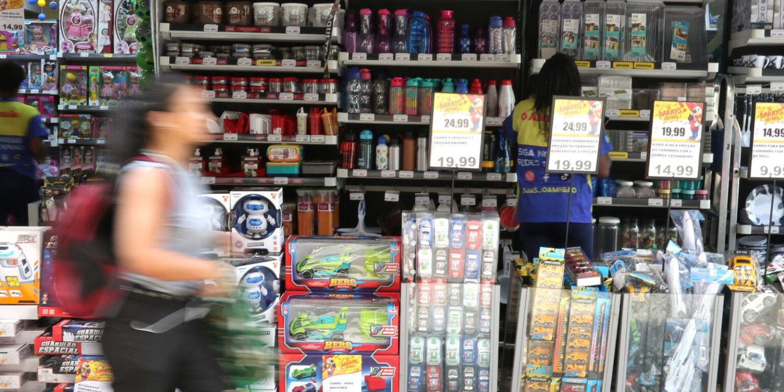 Manutenção da selic em 15% ao ano desagrada setor produtivo