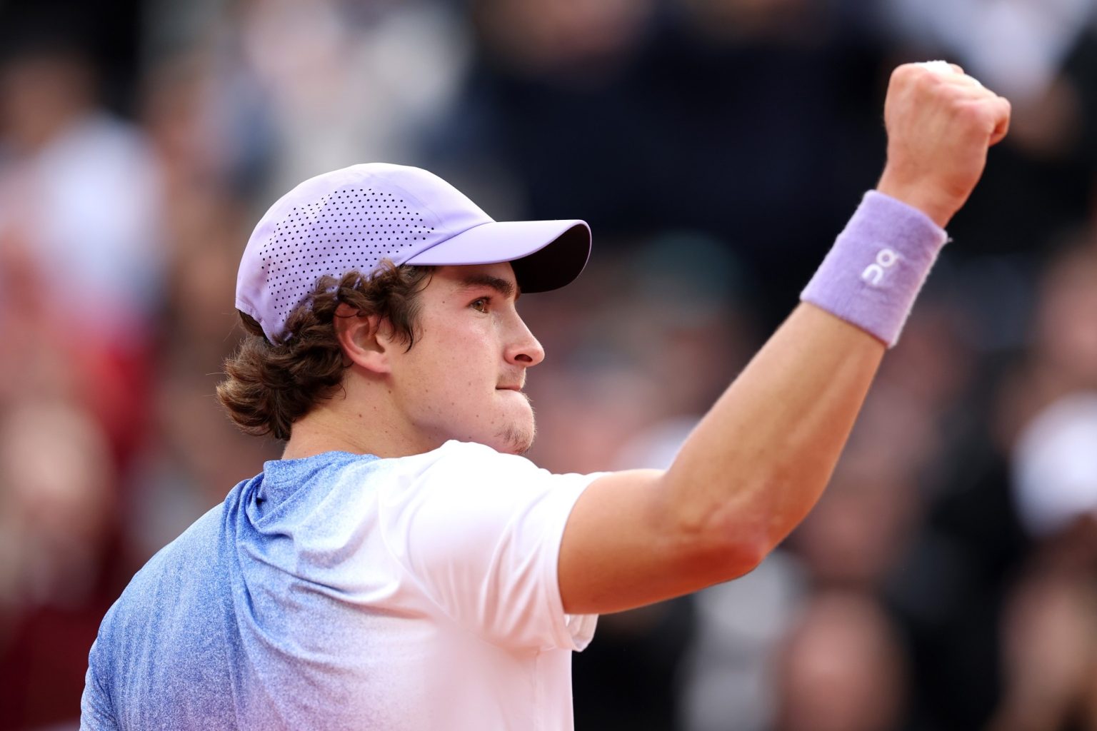 João Fonseca Inicia Temporada de 2026 com Estreia no Australian Open