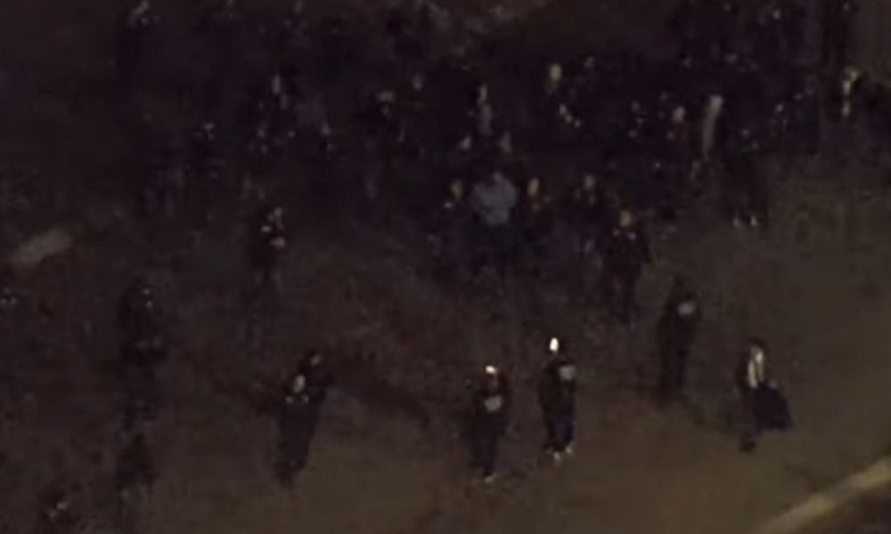 Nicolás Maduro retirado de aeronave em Meio a Forte Escolta nos Estados Unidos em