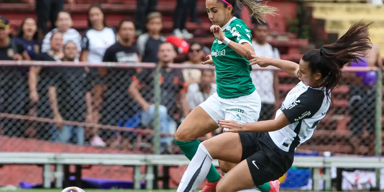 Supercopa Feminina: Palmeiras Garante Mando de Campo em Clássico Final contra Corinthians