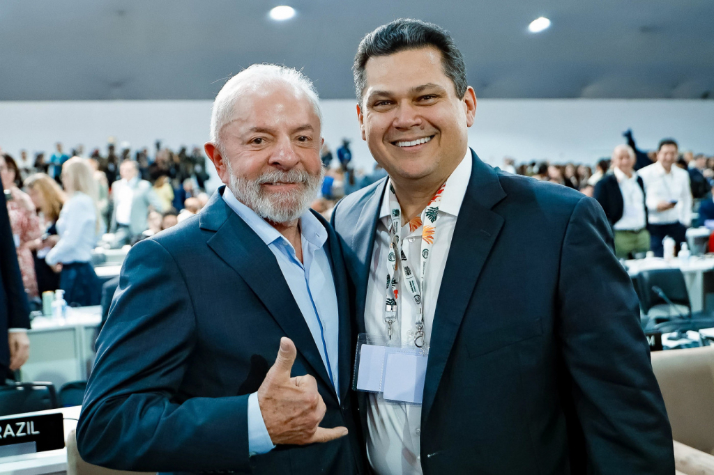 Vaga no STF: Lula e Alcolumbre Debatem Indicação de Jorge Messias