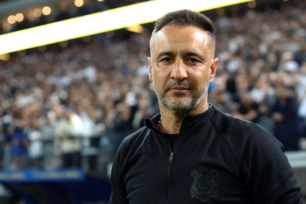 Vítor Pereira Assume Comando do Nottingham Forest e Retorna ao Futebol Europeu