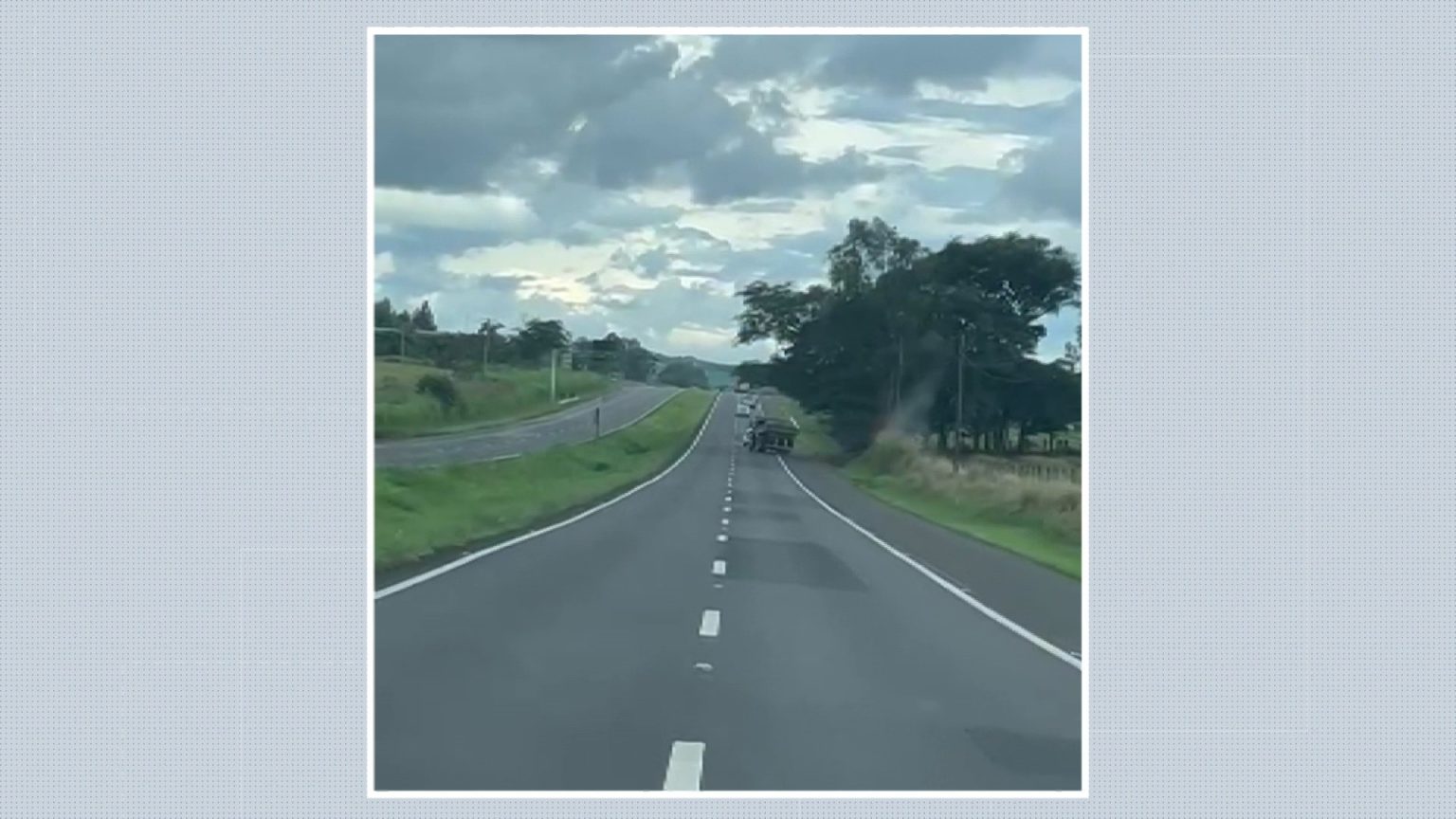 Caminhoneiro Alcoolizado é Detido Após Série de Acidentes e Fuga Caótica em Rodovia Paulista