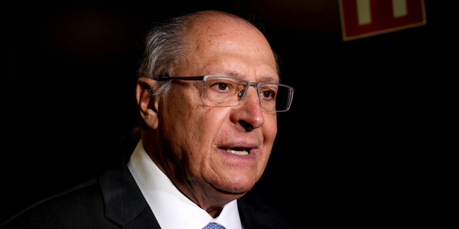 Alckmin Detalha Estratégia Governamental para Diesel, Abastecimento e Indústria Sustentável