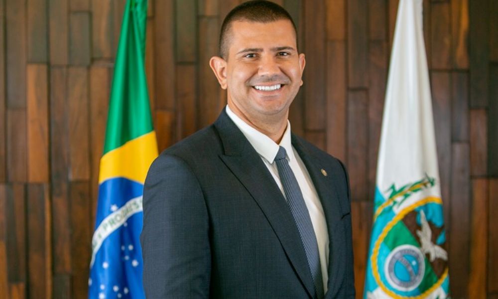 Rio em Turbulência Política: Douglas Ruas Assume Alerj e Entra na Linha Sucessória do Governo Estadual