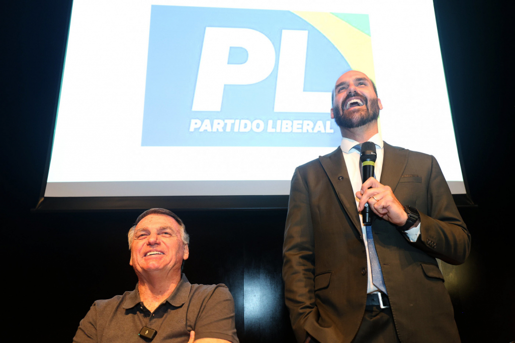 Candidatura ao Senado por SP: A Família Bolsonaro Terá a Decisão Final no PL, Afirma Valdemar Costa Neto