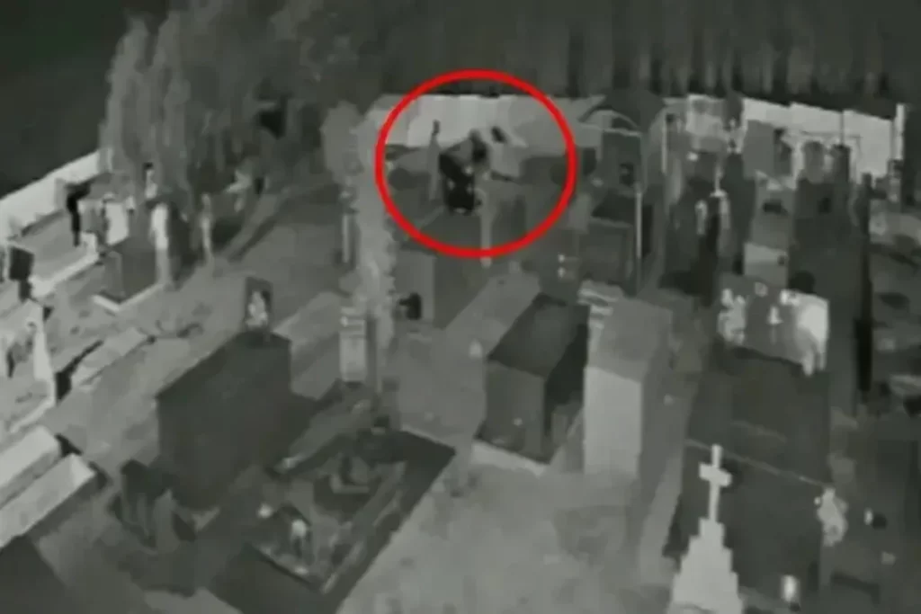 Violência no Campo Santo: Oito Túmulos Profanados e Corpo Desaparece em Miraselva