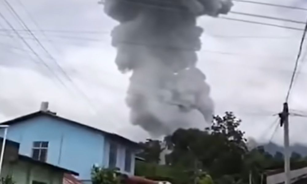 Explosão Devastadora em Mianmar Mata Dezenas e Revela Tensão Geopolítica