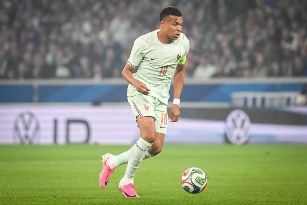 Copa do Mundo de 2026: França e Senegal Abrem Disputa com Estreia de Mbappé