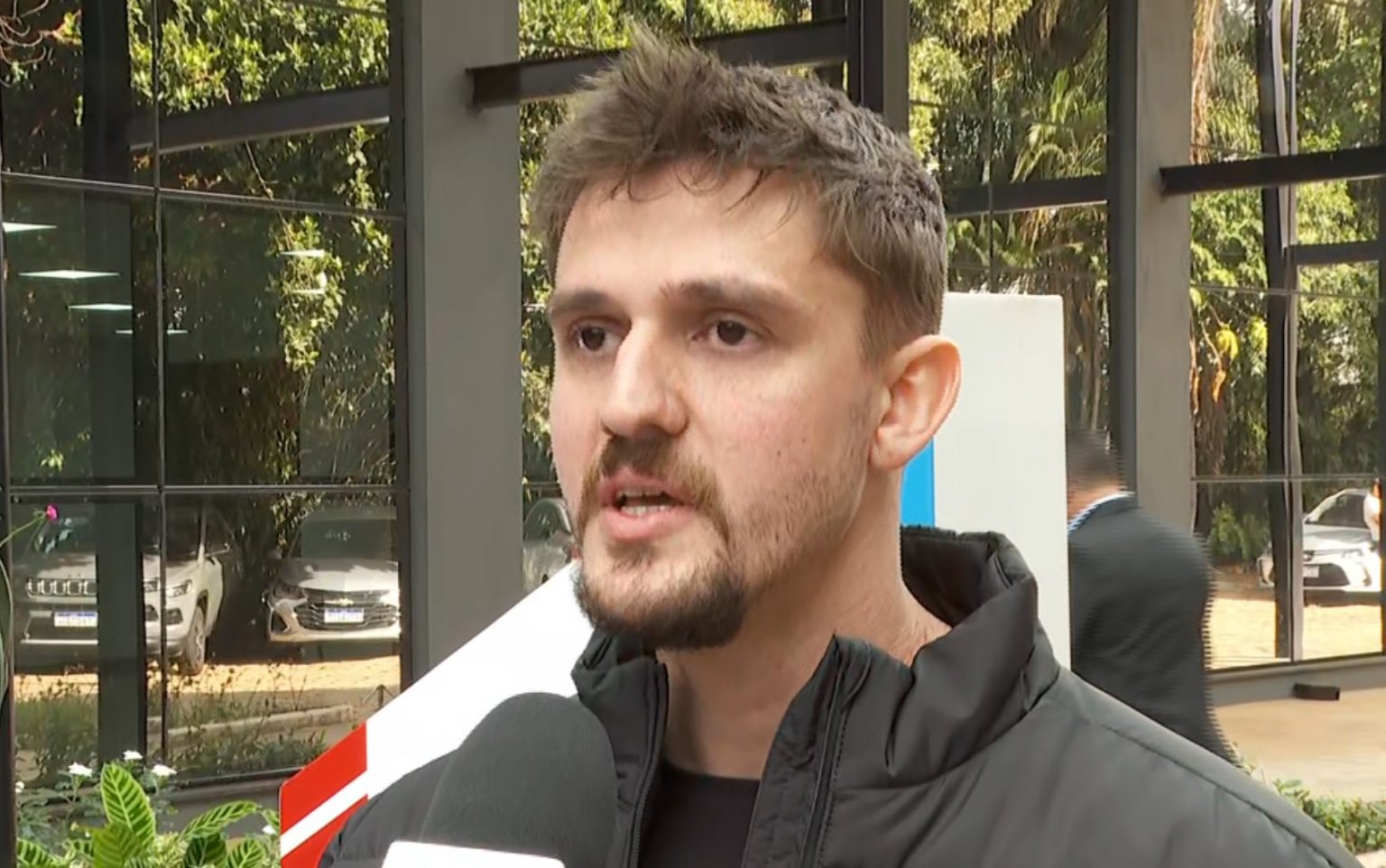 Esperança Renovada: Personal Trainer Supera Leucemia em Tempo Recorde com Terapia CAR-T Cell