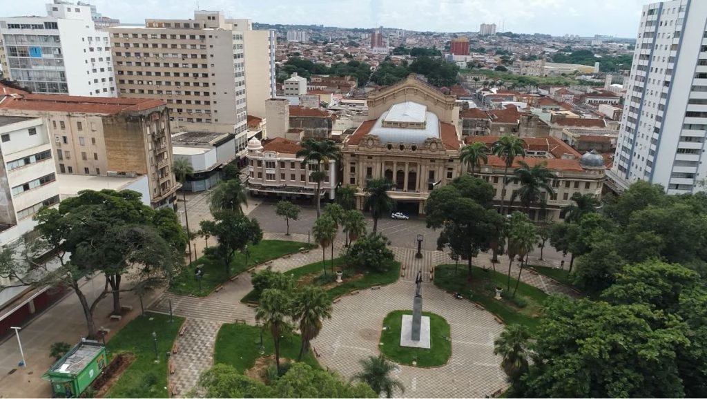 Ribeirão Preto: Uma Viagem Pelos Marcos Históricos e Culturais da ‘Califórnia Brasileira’