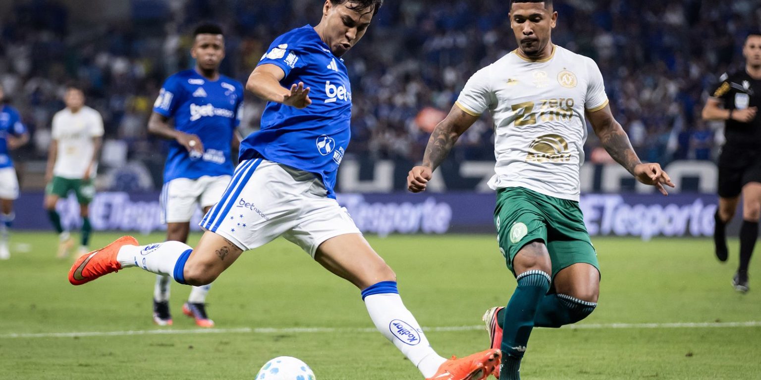 Copa do Brasil: Gigantes Cruzeiro e Grêmio Avançam às Quartas, Juntamente com Santos e Atlético-MG