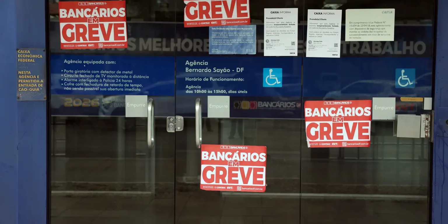 Bancários da Caixa Mantêm Greve Nacional Após Rejeição de Proposta Final