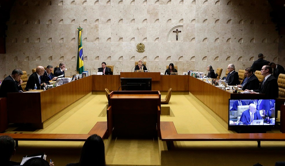STF Cancela Plenário Pela Primeira Vez em 17 Anos, Sinalizando Crise Interna Aprofundada
