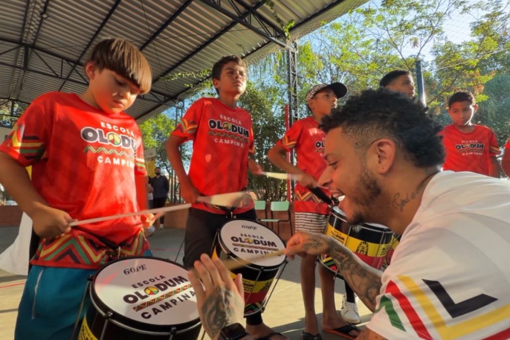 Ritmo de Transformação: Escola Olodum Impulsiona Desenvolvimento de Jovens em Campinas